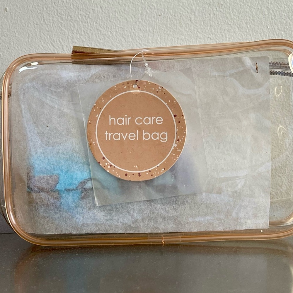 NEW Make up Bag or Travel Bag And Tropical Coconut Dry Shampoo - Picture 4 of 6